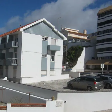 South Flat Village 公寓